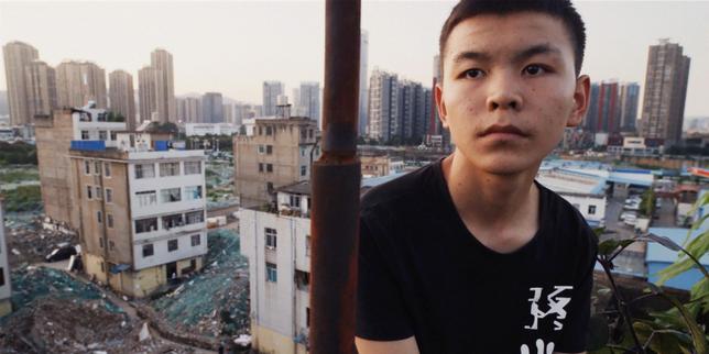 Dans « Le Grand Phuket », Yaonan Liu filme les 400 coups d’un adolescent chinois, au pied des tours d’immeubles