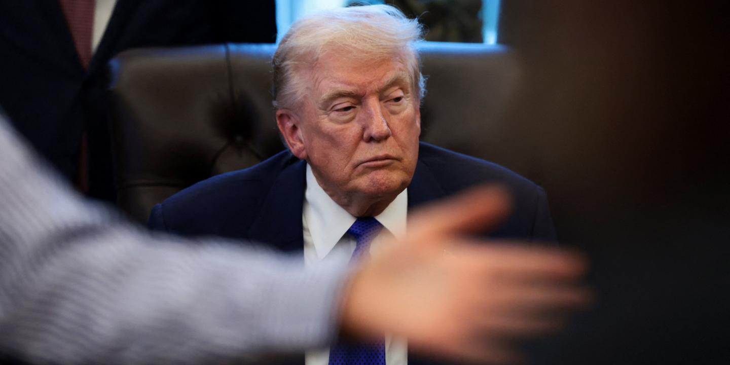 Donald Trump réclame un milliard de dollars de dommages et intérêts à Harvard, qu’il accuse d’antisémitisme et de « wokisme »