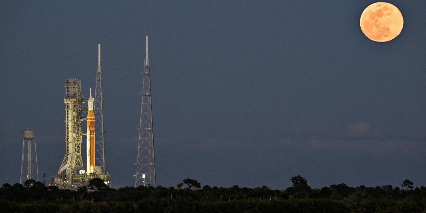 Artemis-2 : la NASA abandonne un lancement en février et vise le mois de mars