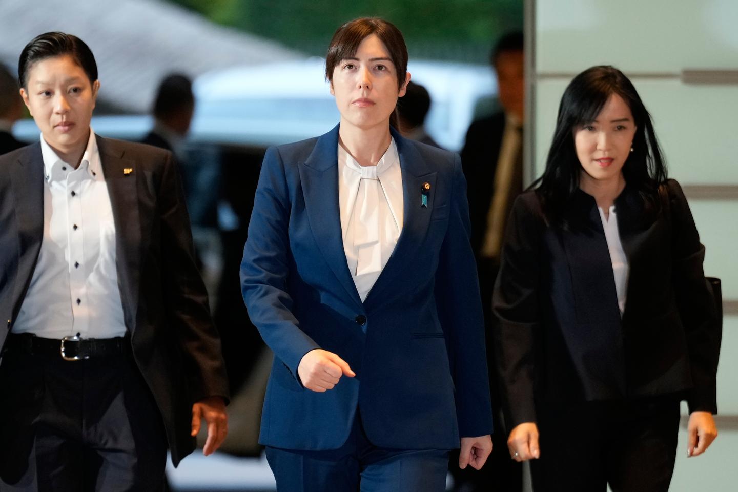 Au Japon, Kimi Onoda, la jeune ministre comparée à « Jeanne d’Arc », à la conquête de l’électorat conservateur
