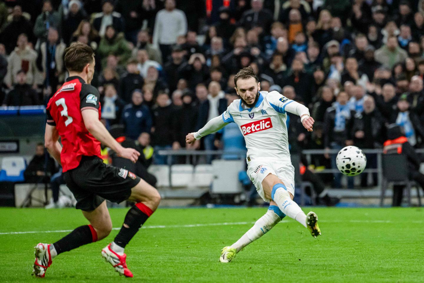 L’Olympique de Marseille s’offre un sursis et se prend à rêver de Coupe de France