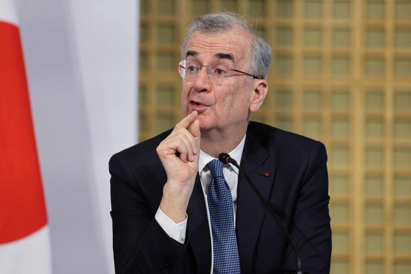 French central bank governor to step down in June, 18 months before term's end