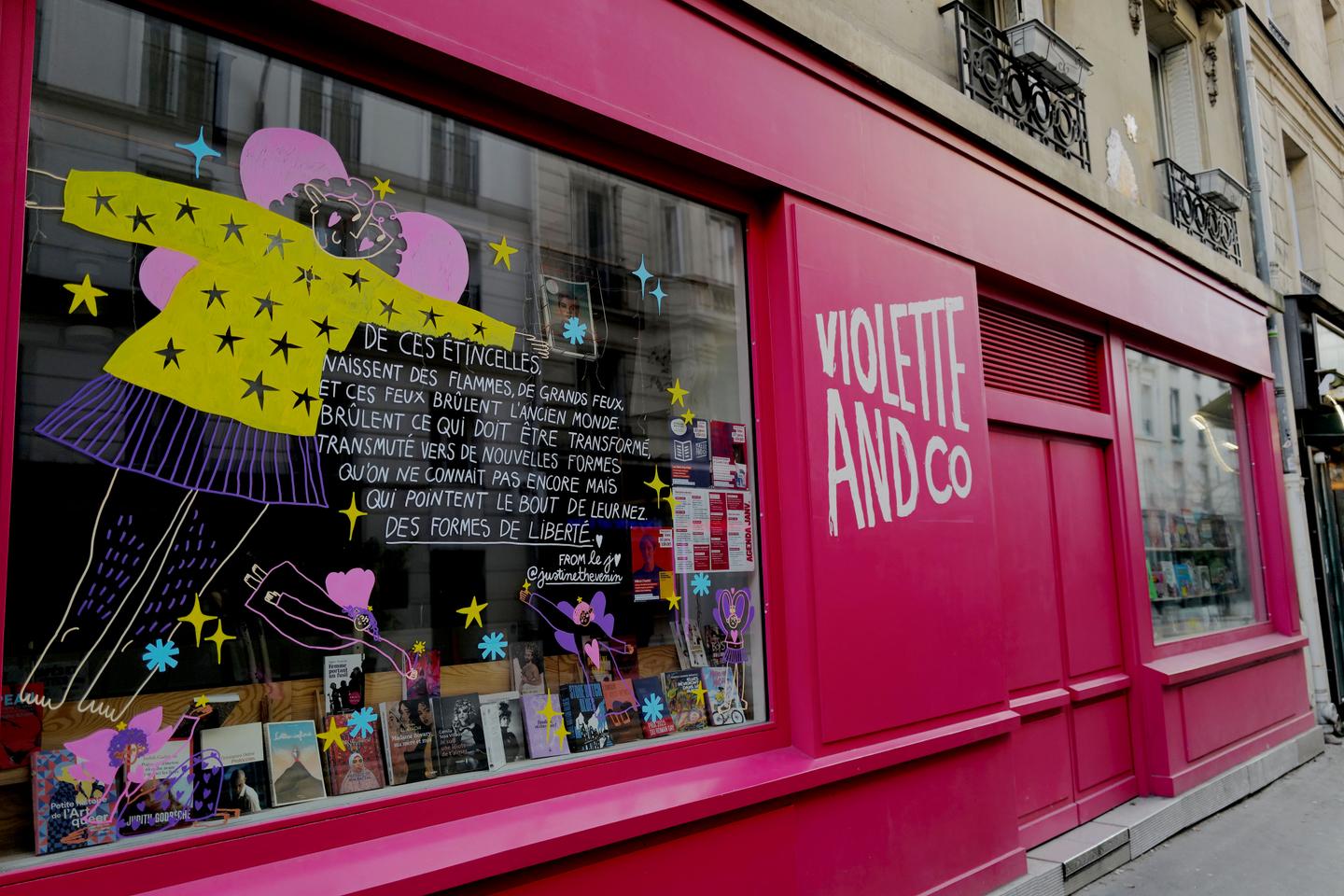 Comprendre l’affaire Violette and Co, la librairie parisienne perquisitionnée après avoir vendu le livre de coloriage « From the River to the Sea »