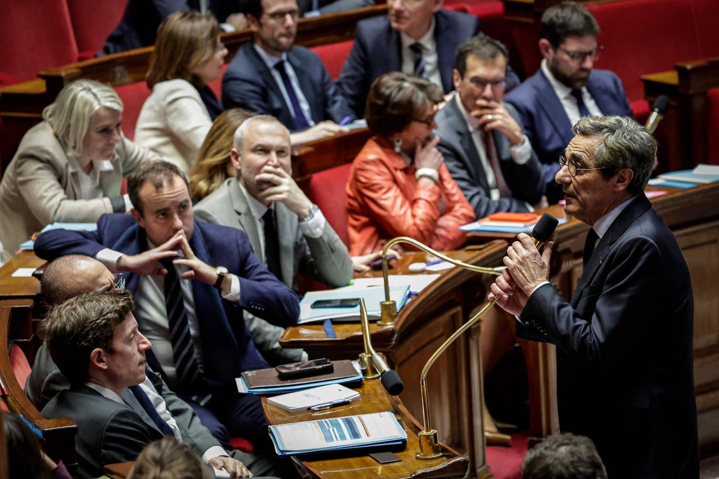 Lutte contre la fraude sociale : le gouvernement veut durcir sa réforme