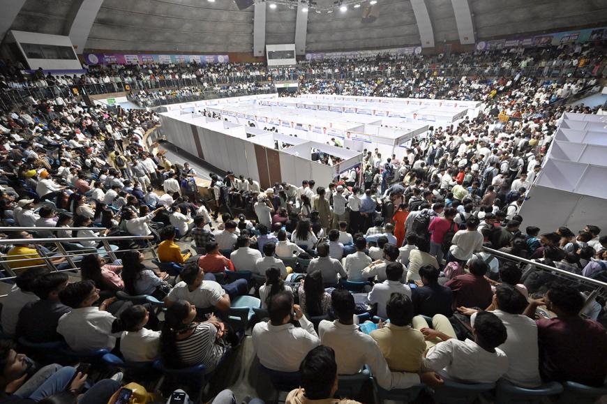 Lors d'un grand forum de l'emploi, au stade Talkatora, à New Delhi, le 19 juin 2025.