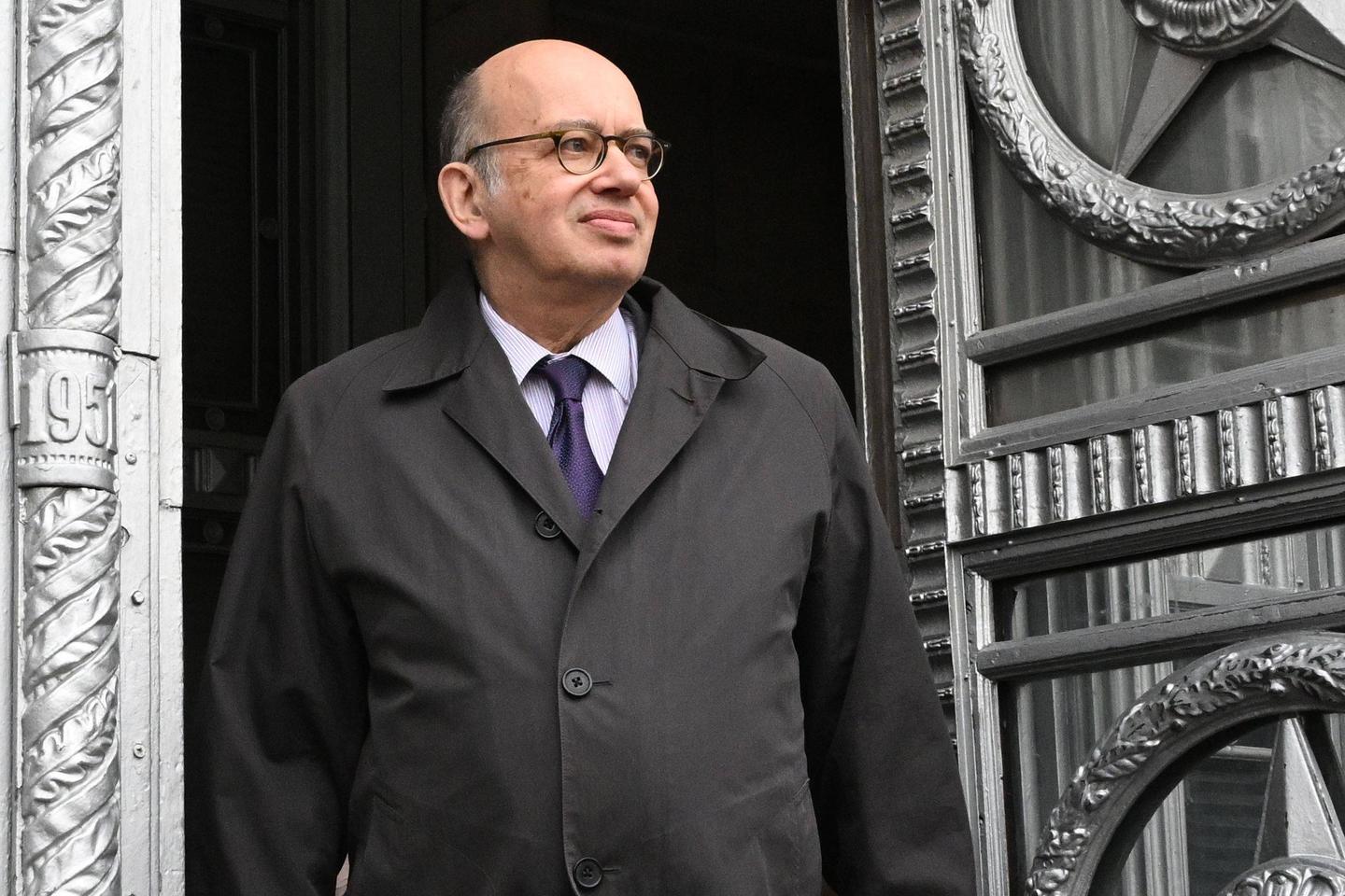 Pierre Lévy, diplomate : « Parler à M. Poutine, oui, mais pour lui dire quoi ? Il faut que ce soit utile, sans se faire manipuler, sans se décrédibiliser »