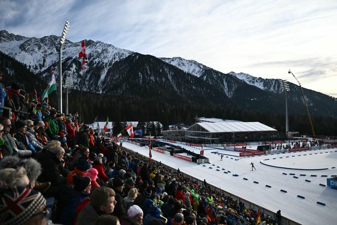 Lors de l’épreuve de relais masculin de la Coupe du monde de biathlon, à Antholz-Anterselva (Italie), le 25&nbsp;janvier&nbsp;2025. 
