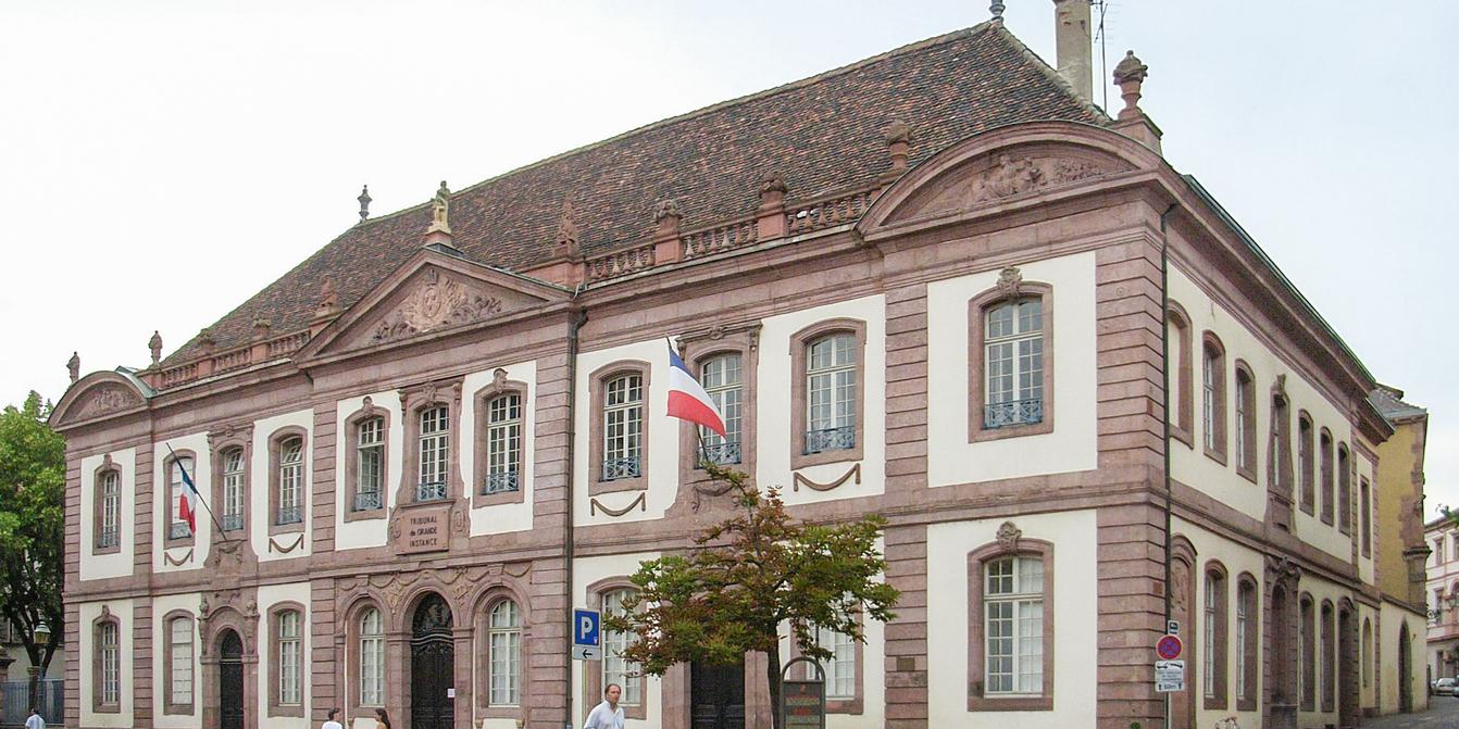 Colmar : un ex-professeur condamné à un an de prison pour avoir filmé des adolescentes à leur insu Kép