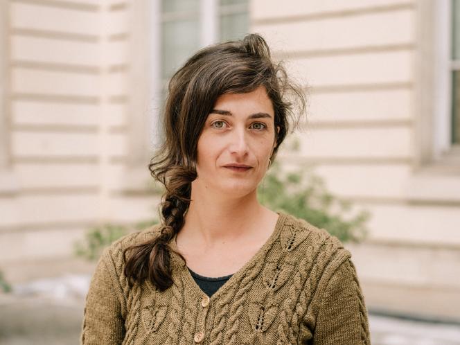 La philosophe Chloé Santoro, lauréate du prix du Collège de France 2025, le 11 septembre 2025. 