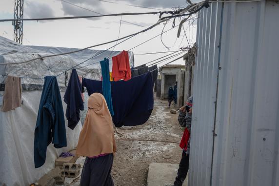 Dans la section du camp de Roj où vivent des femmes djihadistes et leurs enfants (Syrie), le 4 février 2026.