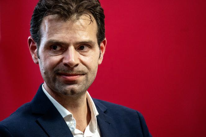Rudy L’Orphelin, candidat d’union de gauche hors LFI à la mairie de Caen, le 16 novembre 2025, à Caen.