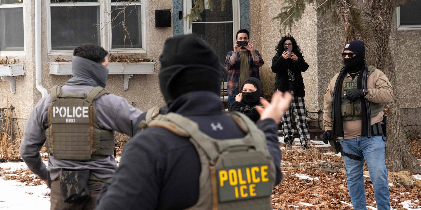 Minneapolis sous tension : les méthodes controversées de l'ICE dénoncées après des morts