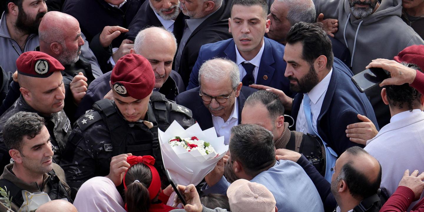 Nawaf Salam promet la reconstruction dans le sud du Liban dévasté par la guerre