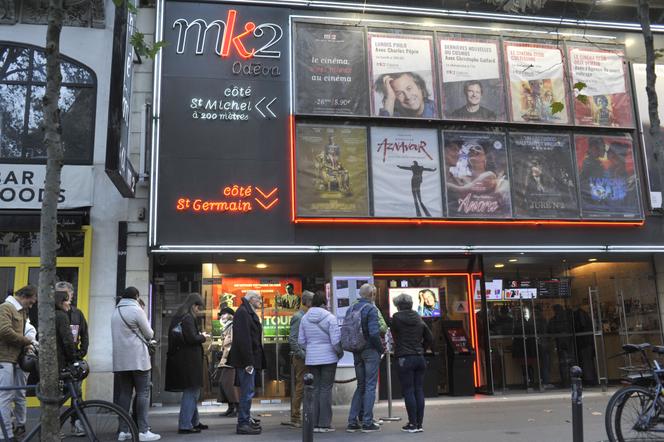 Devant le multiplex Mk2 Odéon, à Paris, le 24 septembre 2025.