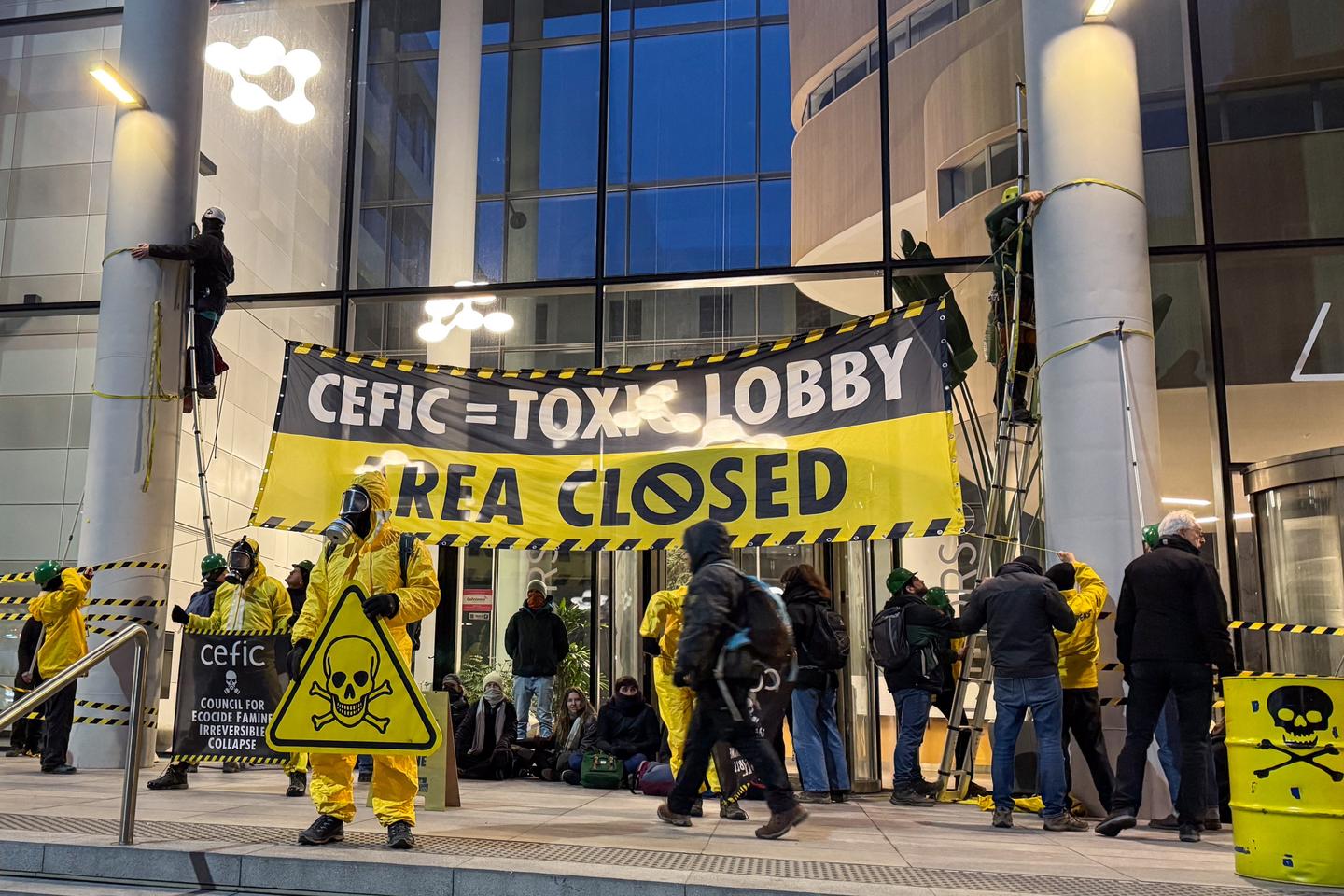 Pollution : la législation européenne Reach sur les produits chimiques menacée par les lobbys