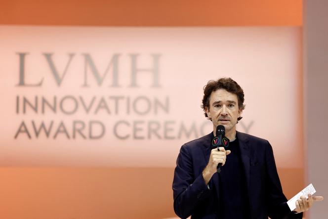 Antoine Arnault, lors d’une conférence consacrée à l’innovation et aux start-up, à Paris, le 12 juin 2025. 