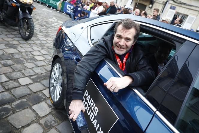 Matthias Gurtler sur la route du Paris-Roubaix, le 14 avril 2025.