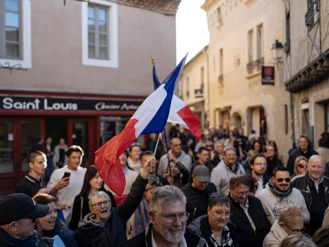 Des sympathisants du Rassemblement national, lors d’une rencontre avec Jordan Bardella, à Carcassonne, le 7 février 2026