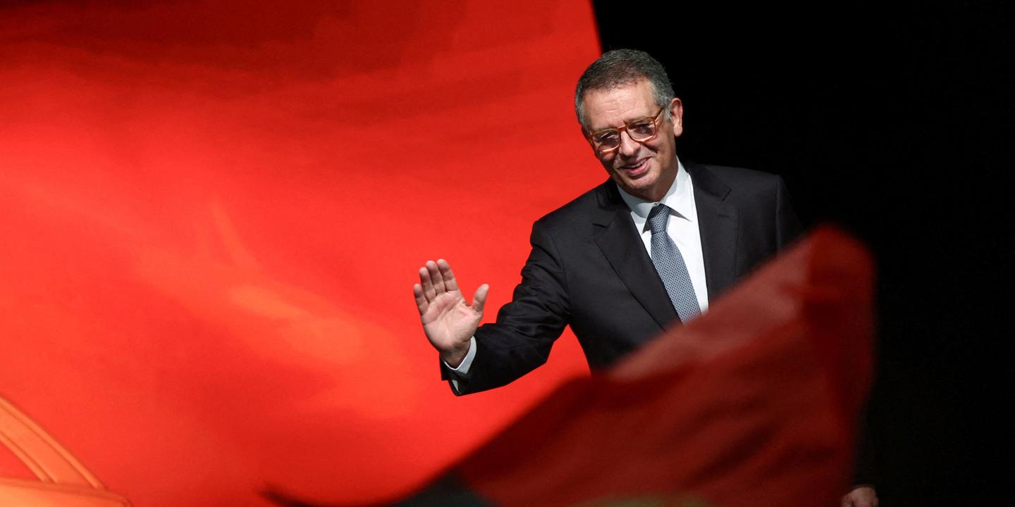 Antonio José Seguro élu président du Portugal avec 66% des voix, malgré les tempêtes