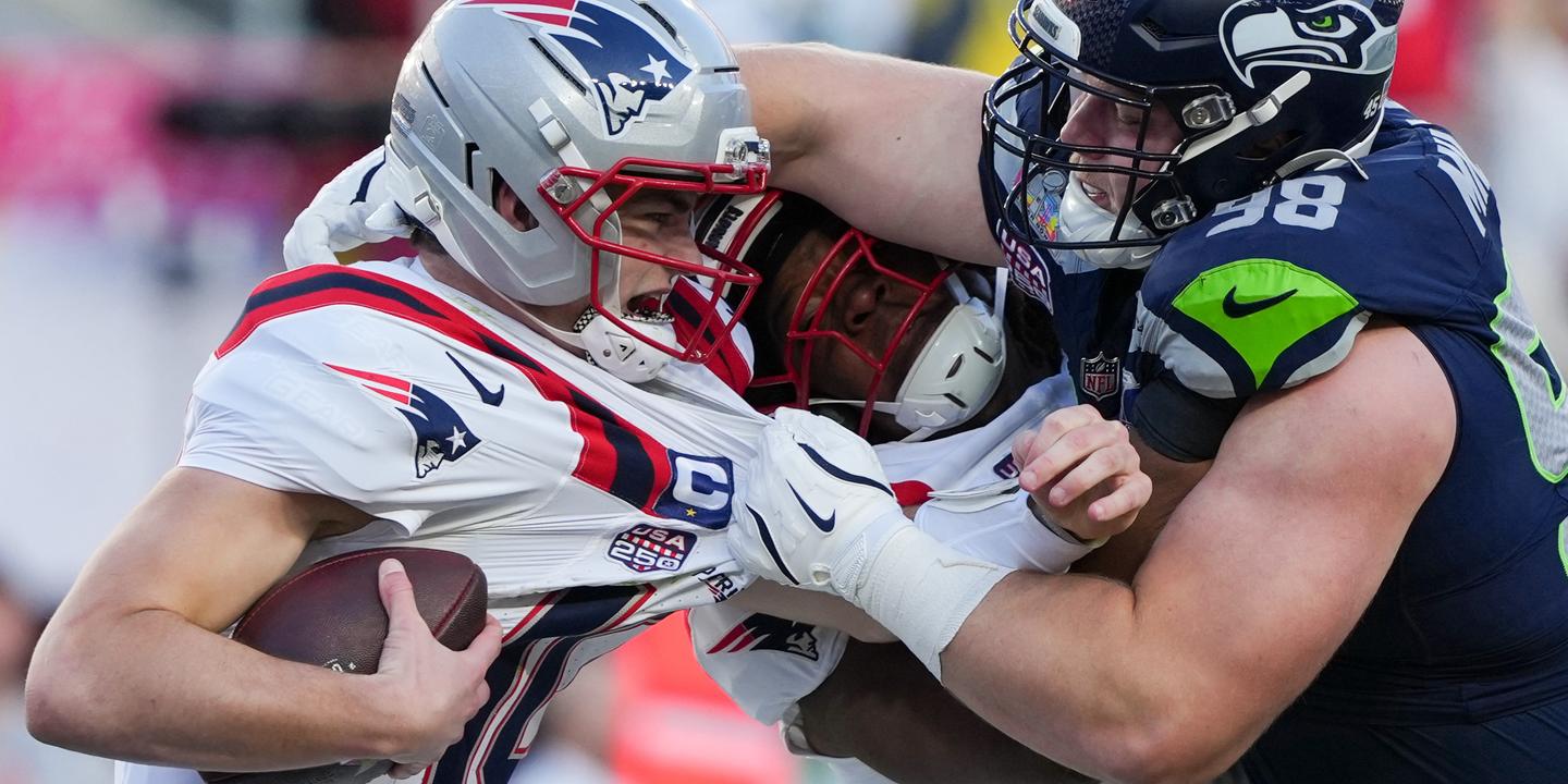 les Seahawks mènent 9-0 face aux Patriots lors d’un match très défensif, la mi-temps avec Bad Bunny va débuter, suivez la finale de la NFL
