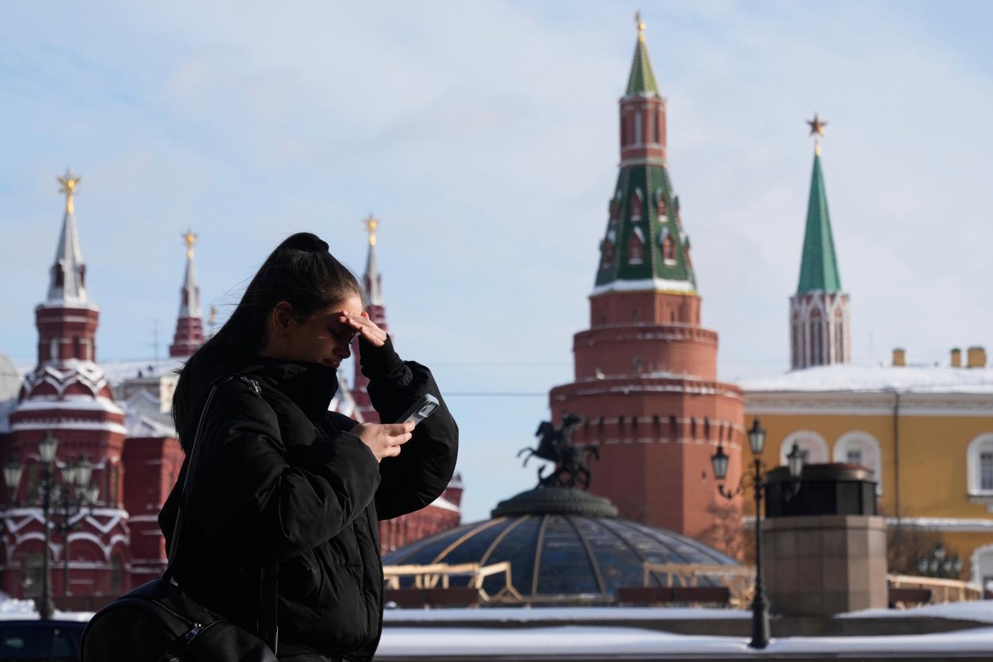 WhatsApp: Kremlin confirms the messaging app is banned in Russia