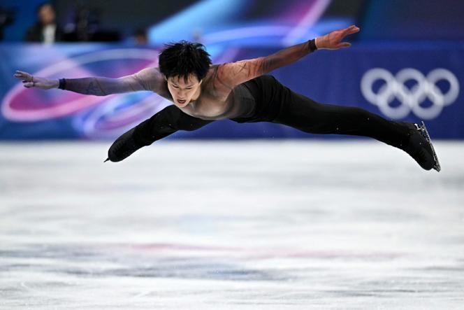 Le patineur français Adam Siao Him Fa, lors du programme court des Jeux olympiques 2026, le 10&nbsp;février,&nbsp;à Milan (Italie).
