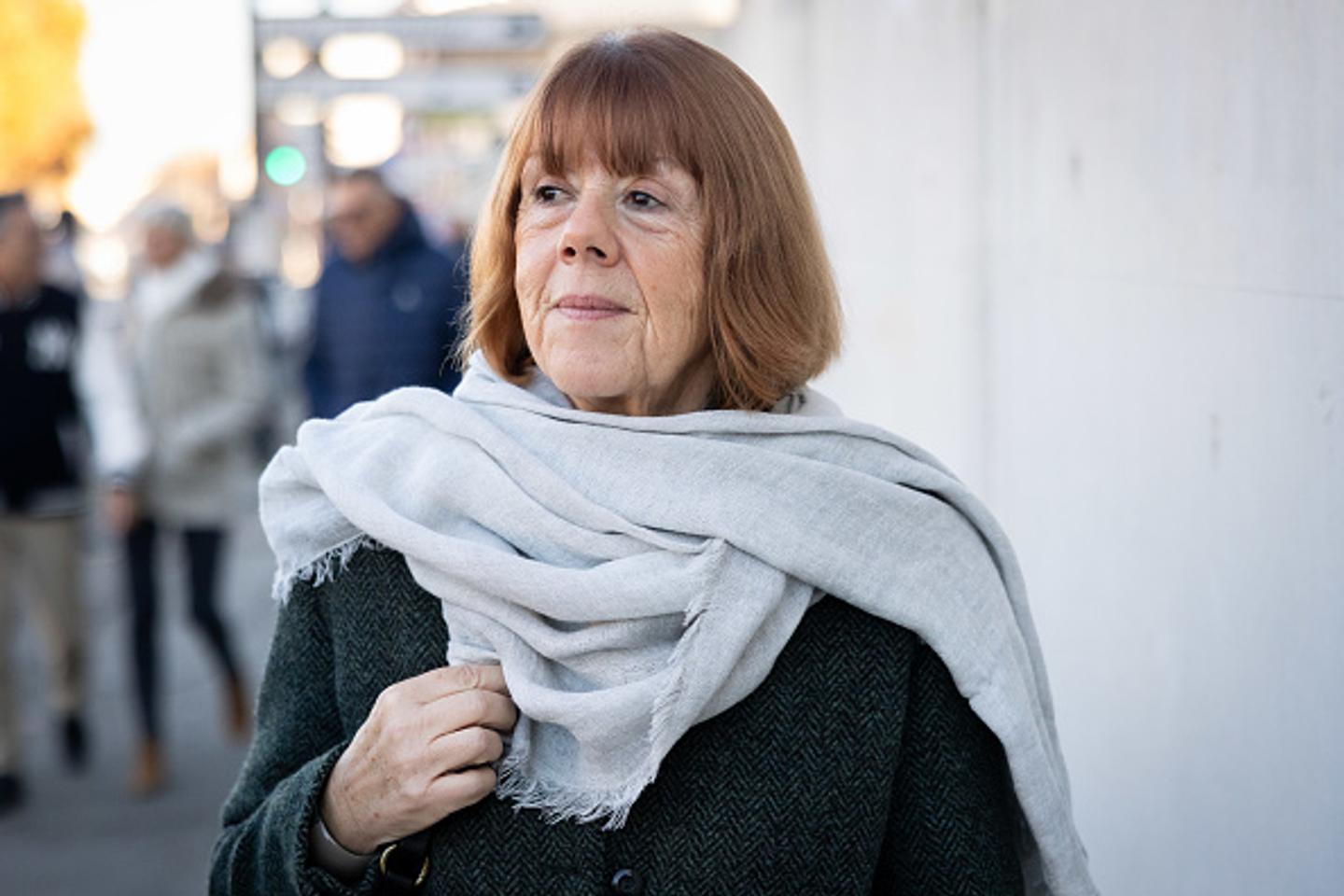 ​« Le policier a lâché un chiffre. Cinquante-trois hommes seraient venus chez nous pour me violer » : les extraits du livre de Gisèle Pelicot