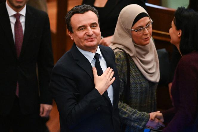 Albin Kurti, no Parlamento Kosovar, em Pristina, 11 de fevereiro de 2026.