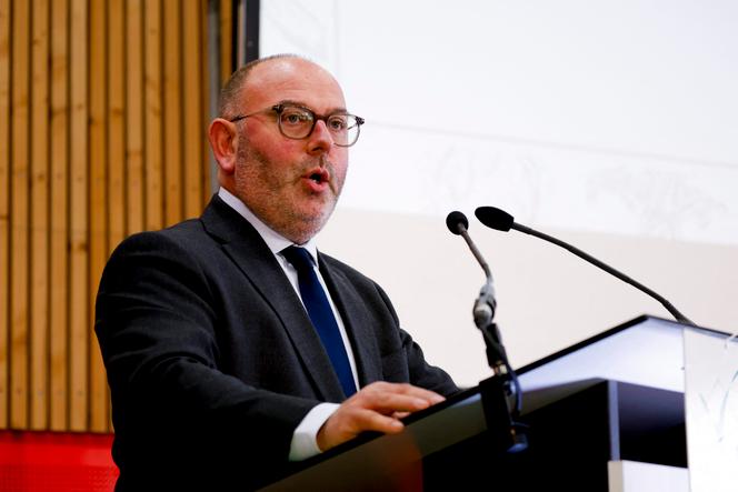 Laurent Duplomb, senador do Haute-Loire, durante a Assembleia Geral dos agricultores da FDSEA du Bas-Rhin, em Kurtzenhouse, em 15 de janeiro de 2026.