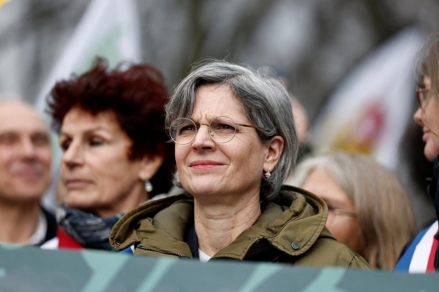 Sandrine Rousseau : « Nous devrions remettre la question du nucléaire ...