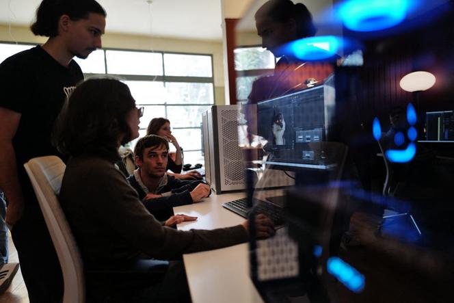 Dans les bureaux d’Illogic Studios, à Montpellier, le 12&nbsp;décembre&nbsp;2025. 