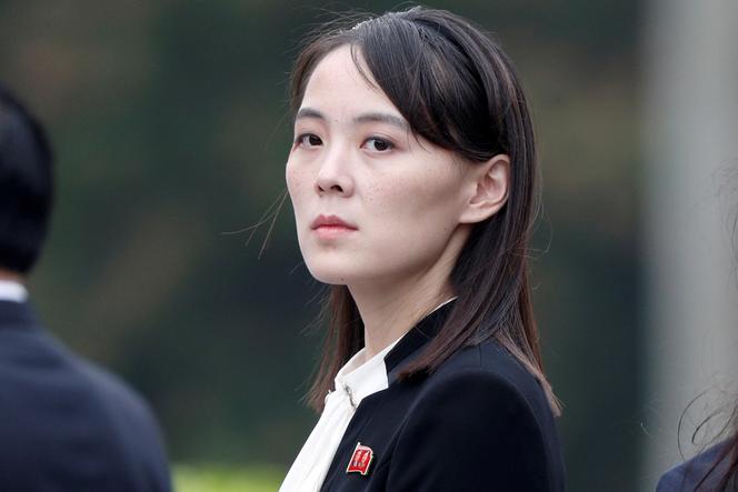 La directrice de département nord-coréenne, Kim Yo-jong, au Mausolée de Ho Chi Minh, à Hanoï, en mars&nbsp;2019.