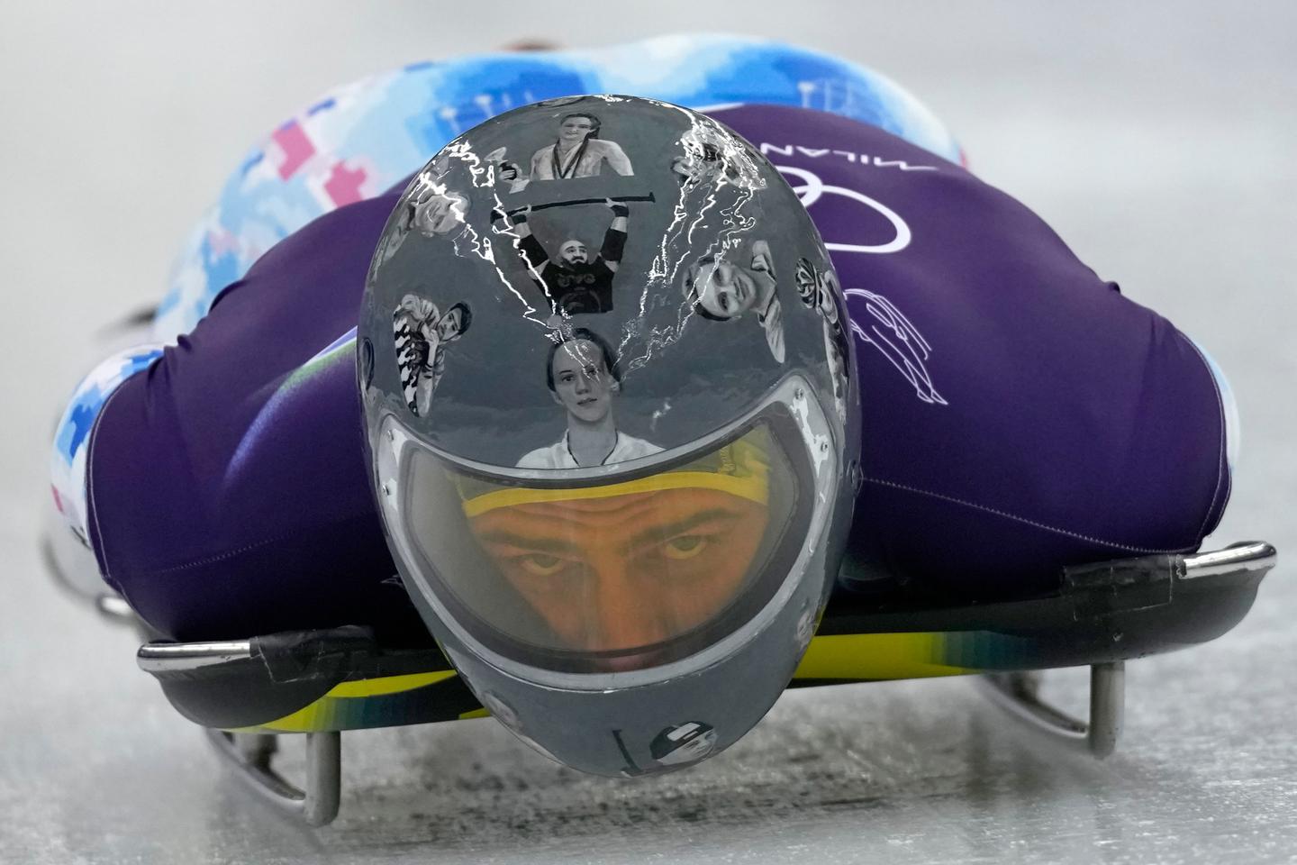 JO 2026 : le skeletoneur ukrainien Vladyslav Heraskevytch disqualifié pour le port d’un casque honorant plusieurs coéquipiers tués lors de la guerre