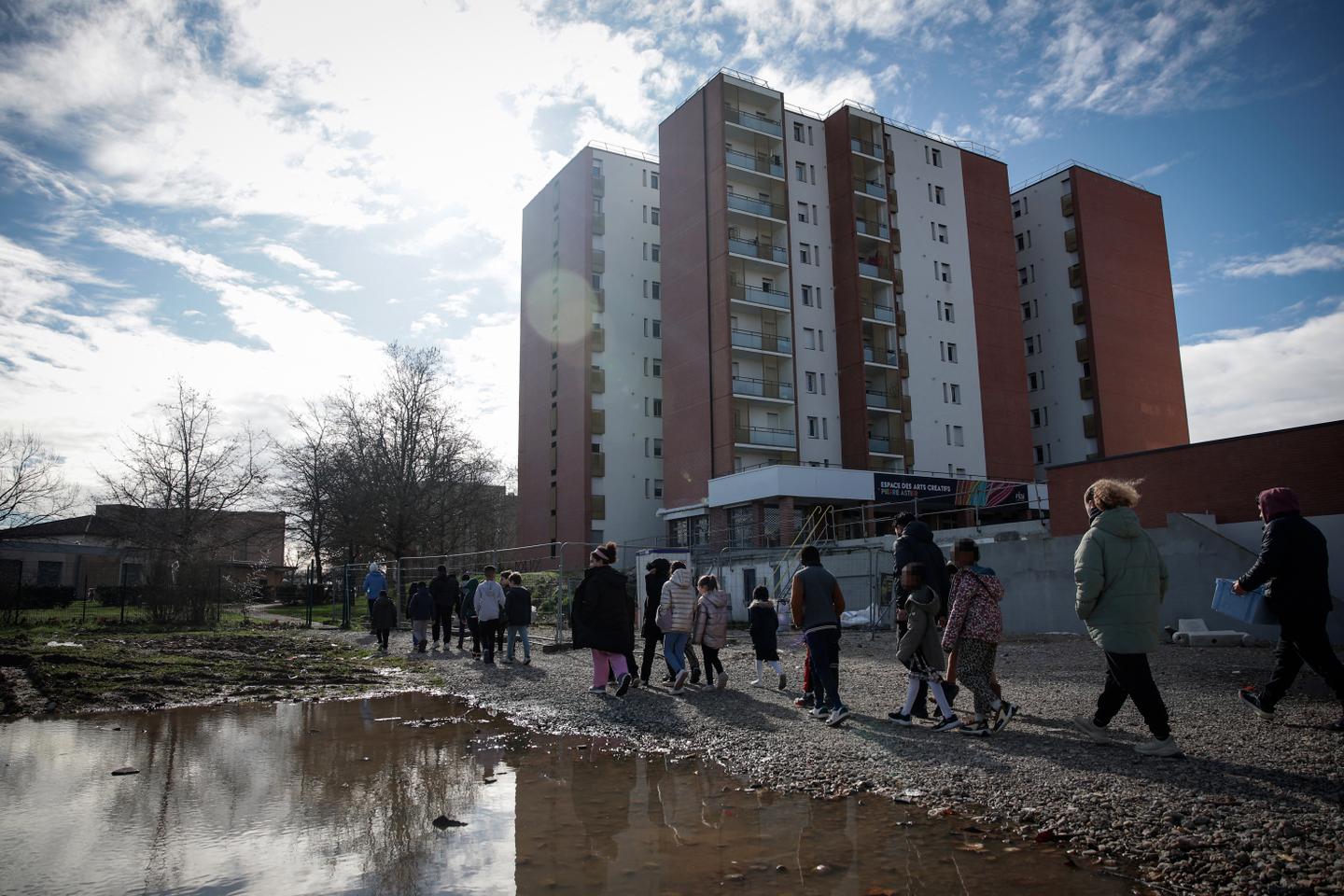 La pauvreté à l’adolescence impacte les trajectoires scolaires et professionnelles, confirme une étude