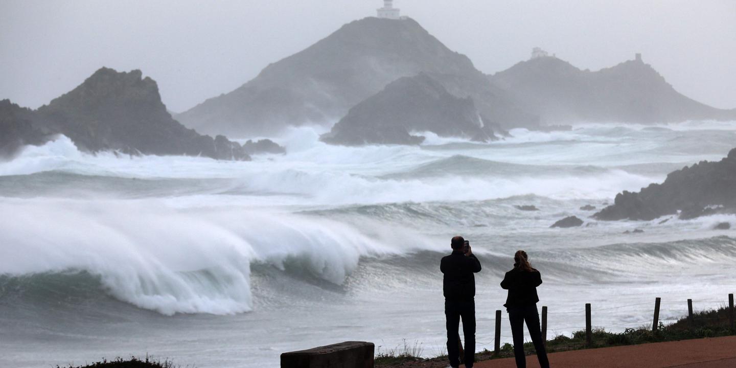 la dépression hivernale se dirige vers le sud-est, avec des vents violents en Corse et fortes chutes de neige sur les Alpes