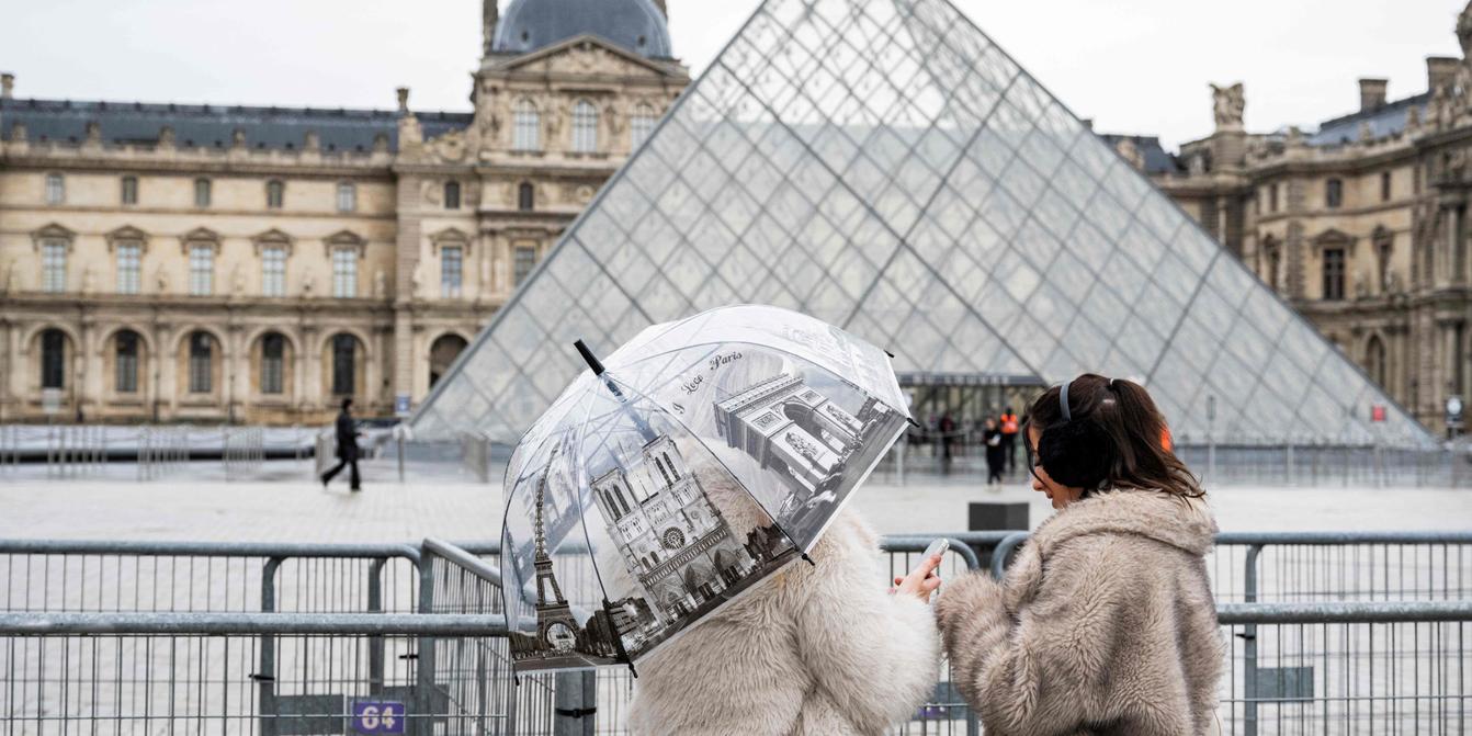 Crise au Musée du Louvre : Rachida Dati abandonne sa mission de réorganisation Kép