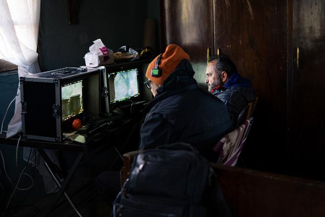 Le réalisateur Al Laith Hajjo (à droite), avec son directeur de la photographie, Alessandro Martella, le 14 janvier.
