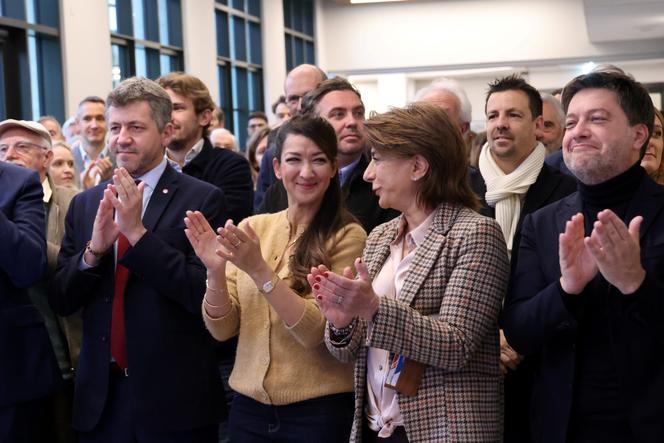 De gauche à droite&nbsp;: Franck Allisio, tête de liste du Rassemblement national, Sabrina Agreti-Roubache, ex-secrétaire d’Etat chargée de la citoyenneté et de la ville, Martine Vassal, tête de liste divers droite et Benoît Payan, maire de Marseille, à la cérémonie des vœux 2026 du journal «&nbsp;La Provence&nbsp;», le 30&nbsp;janvier&nbsp;2026.
