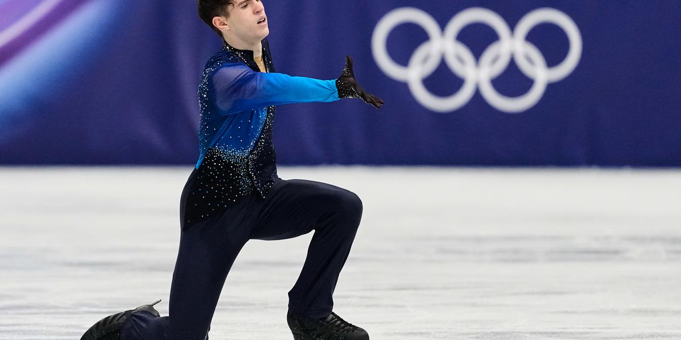 Mikhail Shaidorov champion olympique surprise de patinage artistique aux JO 2026, après le naufrage du favori Ilia Malinin Kép