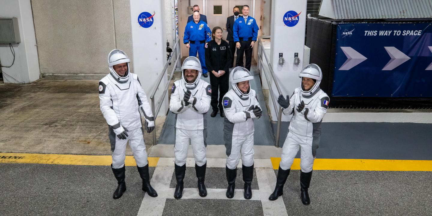 Mission Crew-12 : Sophie Adenot et son équipage rejoignent l'ISS après un décollage historique