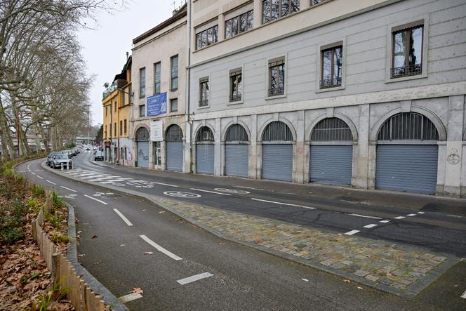 Sur le quai Fulchiron, où Quentin D a été pris en charge par les secours dans un état grave, à Lyon, le 13 février 2026.