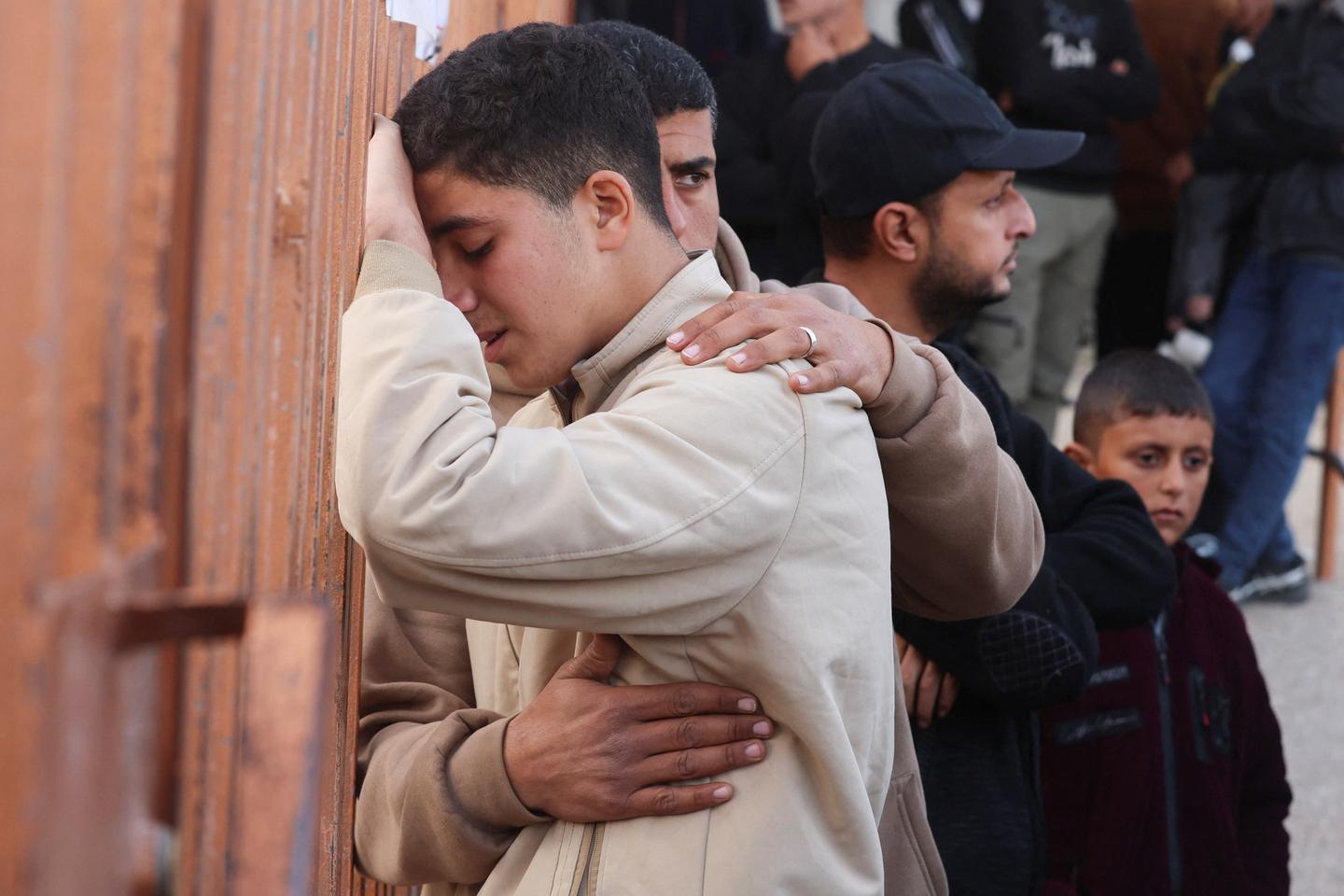 Bande de Gaza : 12 morts dans des attaques israéliennes, annonce la défense civile