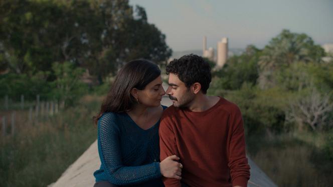 Mounia Akl (Yasmina) et Hassan Akil (Nino), dans « Un monde fragile et merveilleux », de Cyril Aris.