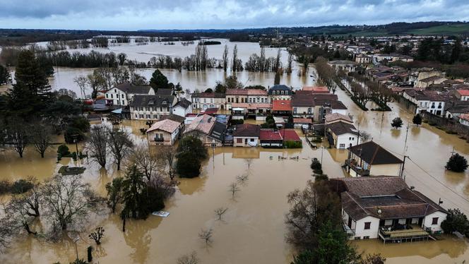 Cadillac-sur-Garonne (Gironde) inundado pelo Garonne, 16 de fevereiro de 2026.