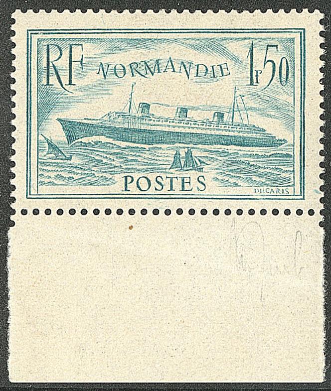 «&nbsp;Paquebot “Normandie”&nbsp;» bleu-vert, non émis, adjugé à 12&nbsp;000&nbsp;euros.