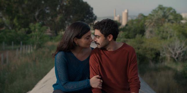 Avec « Un monde fragile et merveilleux », le réalisateur Cyril Aris plonge dans la folie du quotidien des Libanais