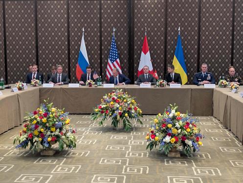 Au premier jour du troisième cycle de pourparlers trilatéraux entre les délégations russe, ukrainienne et américaine à Genève, le 17 février 2026.
