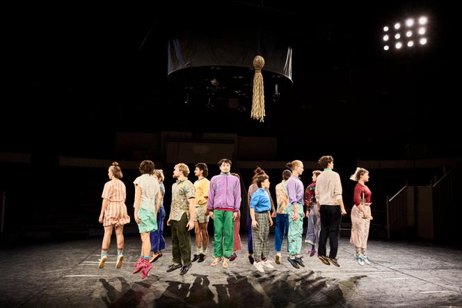 « Le Spectacle de la fin des études », de la 37ᵉ promotion du Centre national des arts du cirque, en octobre 2025.