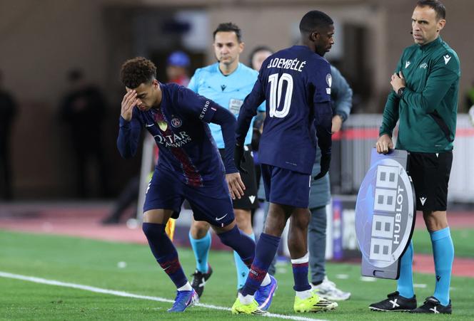 A virada da partida aconteceu quando Ousmane Dembélé se machucou e foi substituído por Désiré Doué. Criticado nos últimos tempos, o jovem atacante parisiense foi o grande arquiteto do despertar do PSG. 