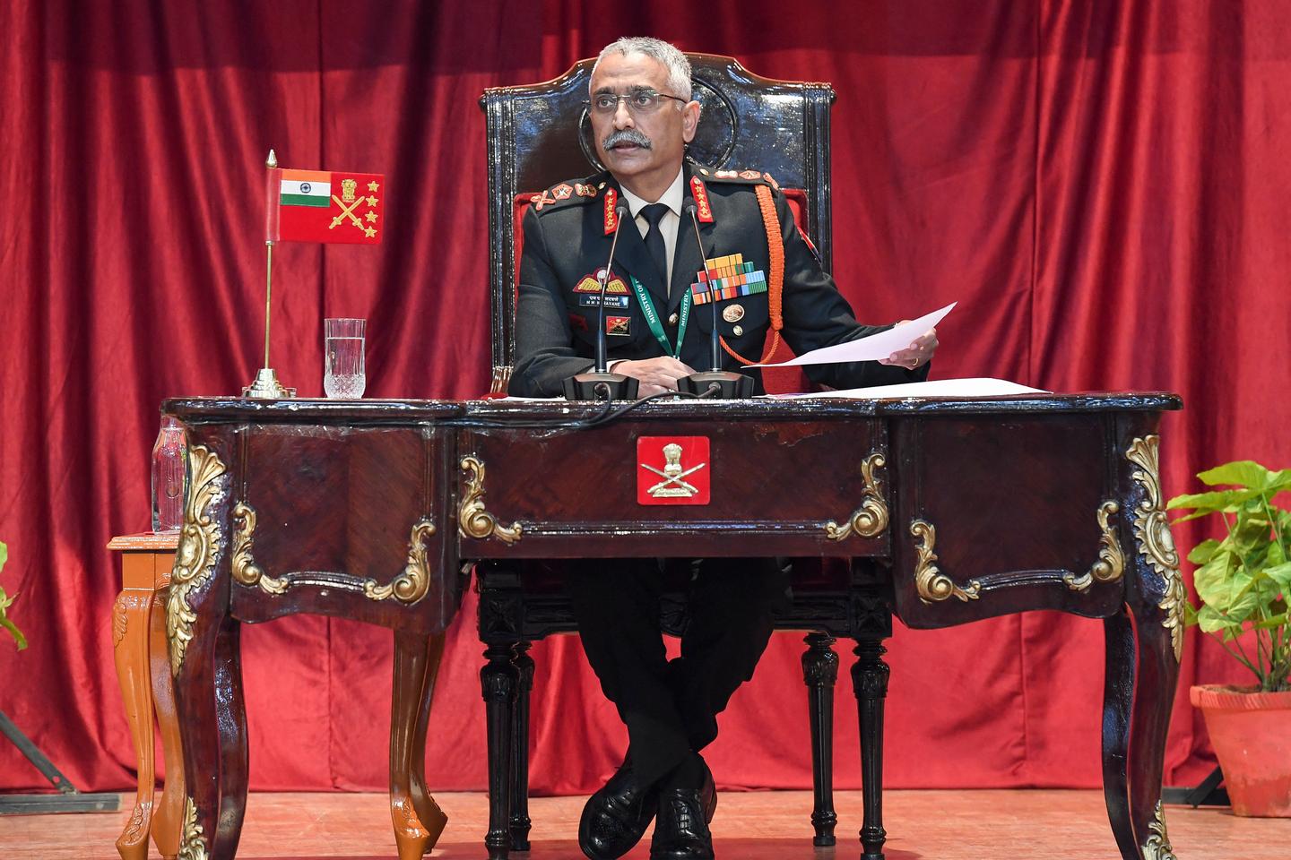 En Inde, l’opposition se saisit des révélations faites par l’ancien chef des armées dans ses mémoires